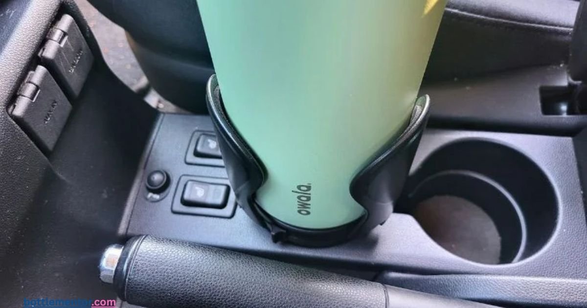 6 Best Slim Water Bottles for Car Cup Holders (No Spills)