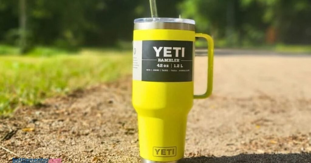 Yeti Rambler 30oz Tumbler with Straw Lid